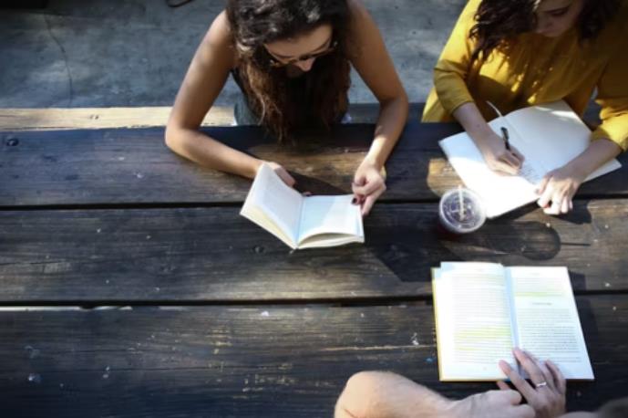 清华大学夏令营学费多少，联合培养的研究生自费多吗?