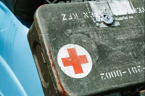 外科主治医师成绩低于60分能领证吗？